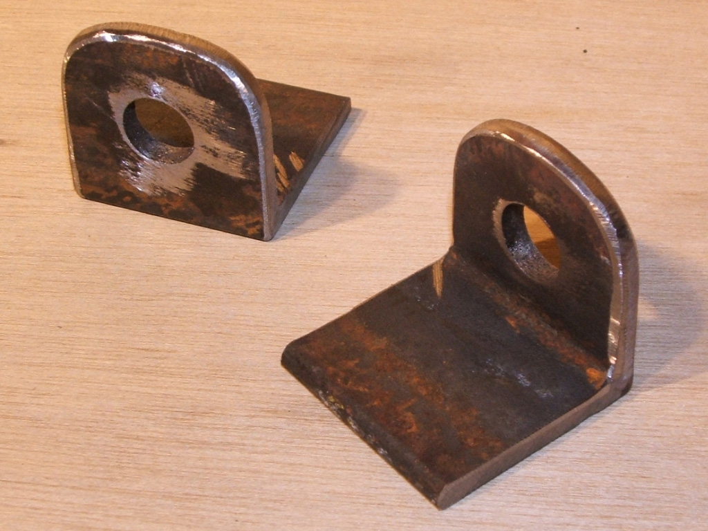 SpinCycle Stunt Trike - axle mounts